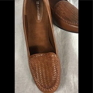 9 M Naturalizer Brown Leather Weave Slip on Wedge